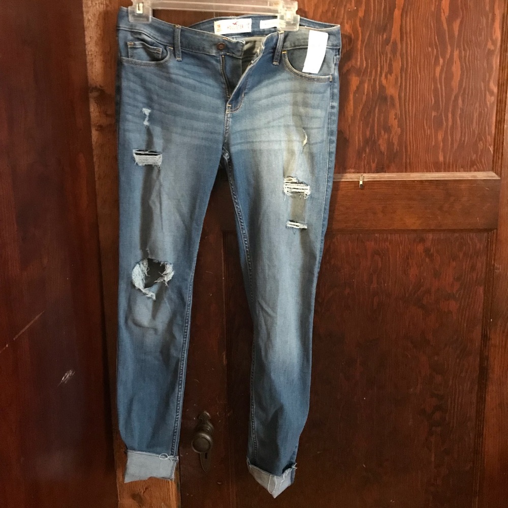 Hollister jeans size 11 regular never worn